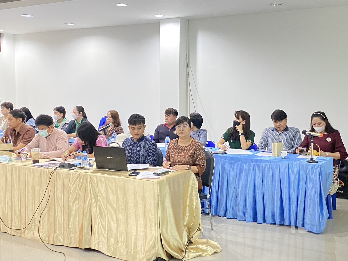 พช.หนองคาย ดำเนินการประชุมปรึกษาหารือเกี่ยวกับการบริหารจัดการศูนย์แสดงและจำหน่ายผลิตภัณฑ์ OTOP จังหวัดหนองคาย