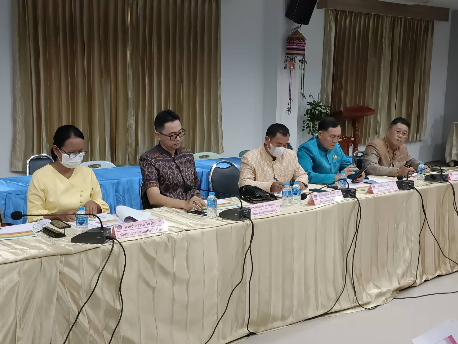 พช.หนองคาย ประชุมการบริหารจัดการหนี้กองทุนพัฒนาบทบาทสตรี 