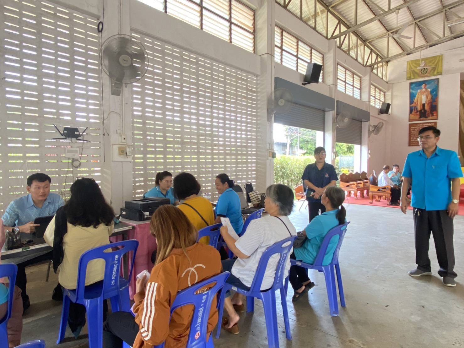 กองทุนพัฒนาบทบาทสตรีจังหวัดหนองคาย ลงพื้นที่ดำเนินการตามมาตรการลดความเดือดร้อน