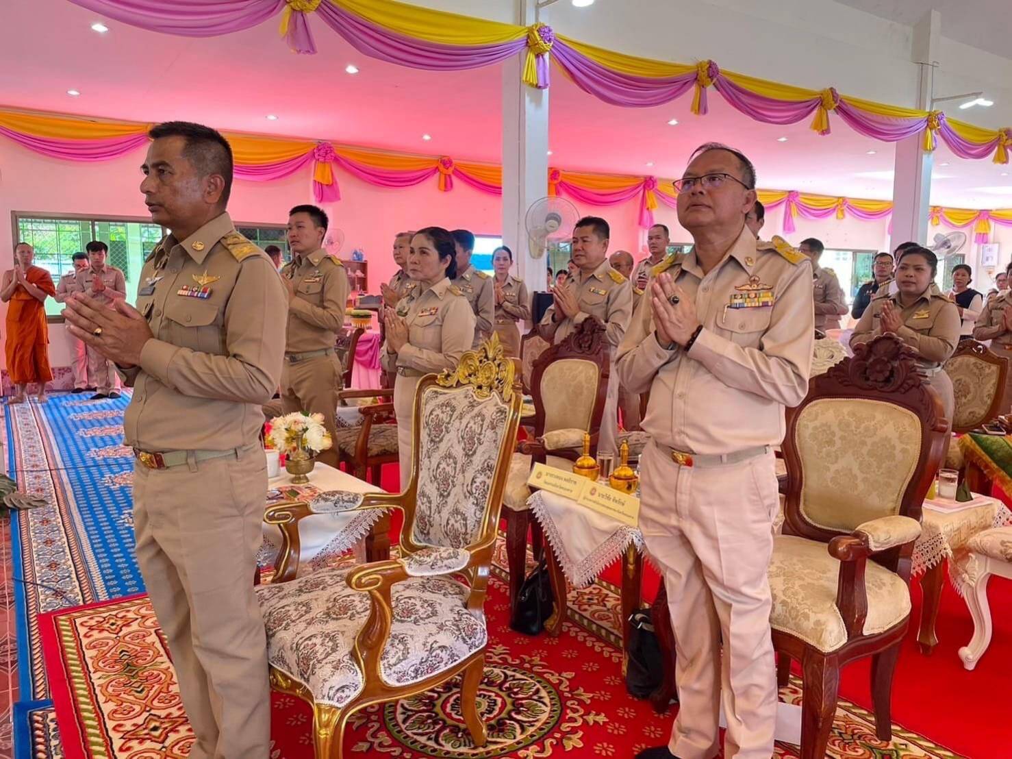 พช.หนองคาย ร่วมขับเคลื่อนโครงการ “หมู่บ้านรักษาศีล 5” ลงพื้นที่ตรวจเยี่ยมและติดตามผลการดำเนินงานโครงการสร้าง ความปรองดองสมานฉันท์โดยใช้หลักธรรมทางพระพุทธศาสนา “หมู่บ้านรักษาศีล 5 “หนตะวันออก ประจำปี 2566