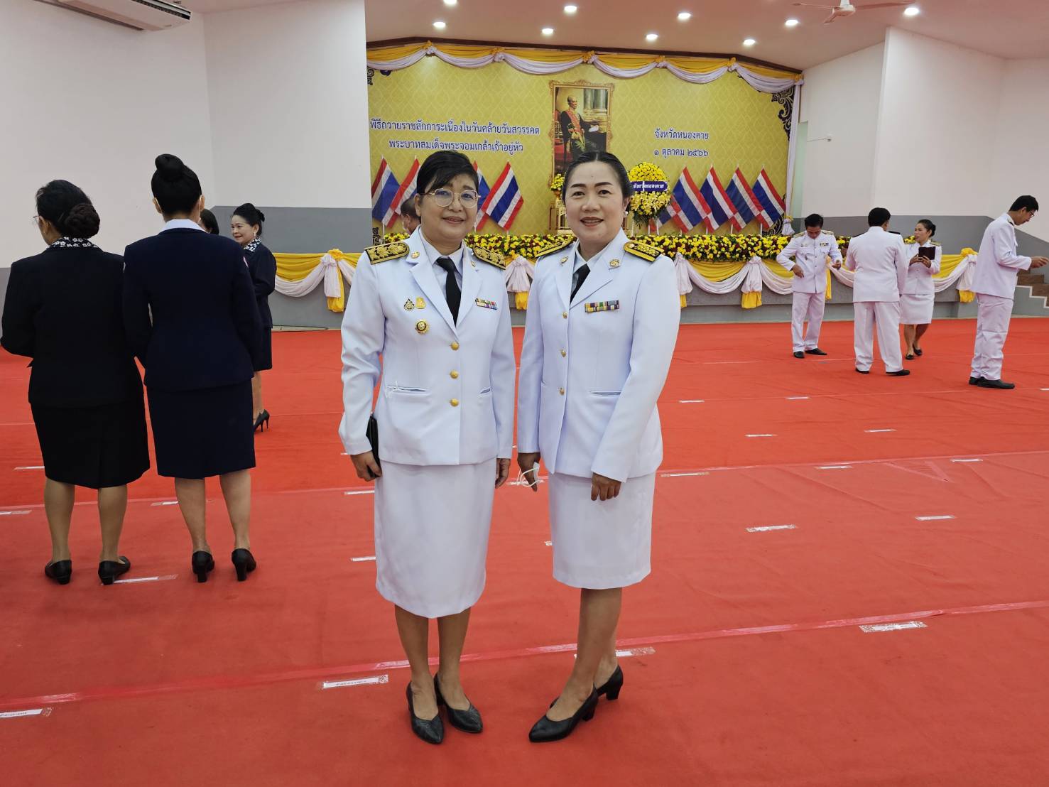 พช.หนองคาย ร่วมพิธีถวายราชสักการะเนื่องในวันคล้ายวันสวรรคตพระบาทสมเด็จพระจอมเกล้าเจ้าอยู่หัว