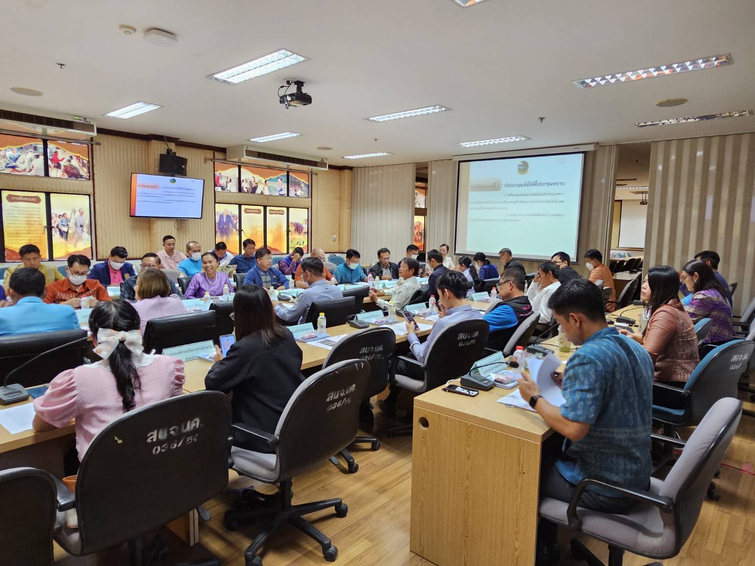 พช.หนองคาย ร่วมประชุมคณะกรรมการบริหารจัดการขับเคลื่อนระเบียงเศรษฐกิจพิเศษภาคตะวันออกเฉียงเหนือและเขตเศรษฐกิจพิเศษ จังหวัดหนองคาย ครั้งที่ 2/2566