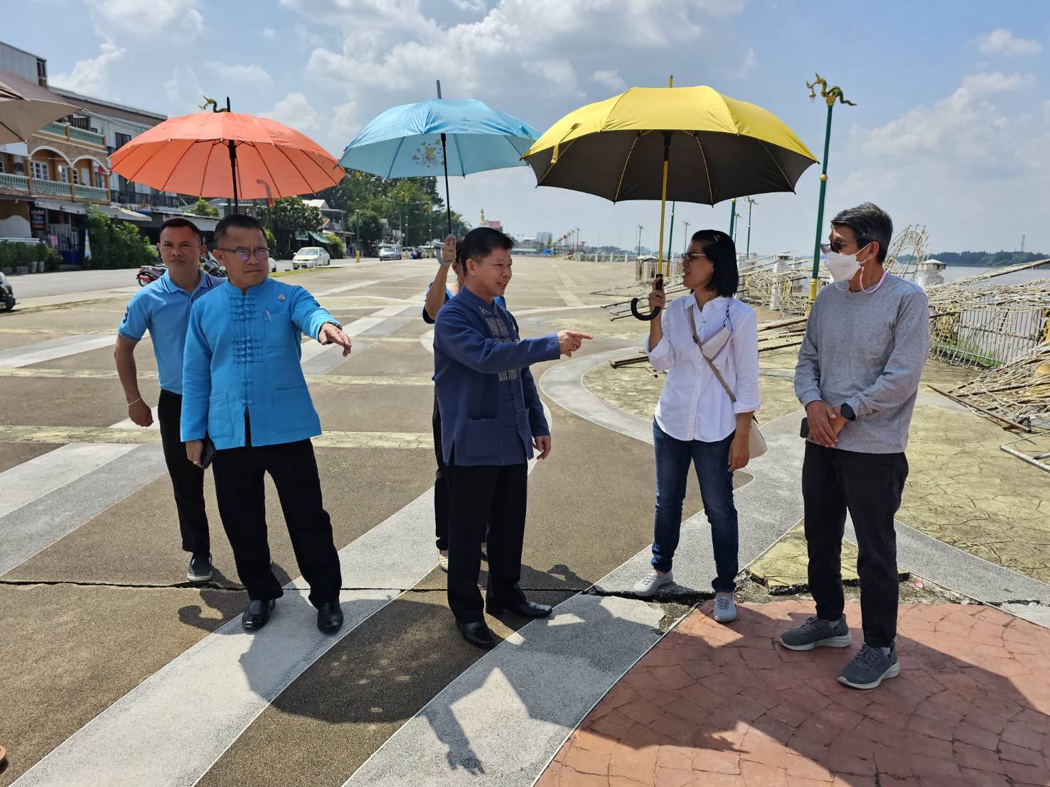 เตรียมพร้อม “ชม ช้อป เที่ยว ที่เดียวในโลก” พช.หนองคาย ลงพื้นที่เตรียมความพร้อม การจัดแสดงและจำหน่ายผลิตภัณฑ์ OTOP ภายใต้ชื่องาน “OTOP บั้งไฟพญานาคโลก” ประจำปี 2566