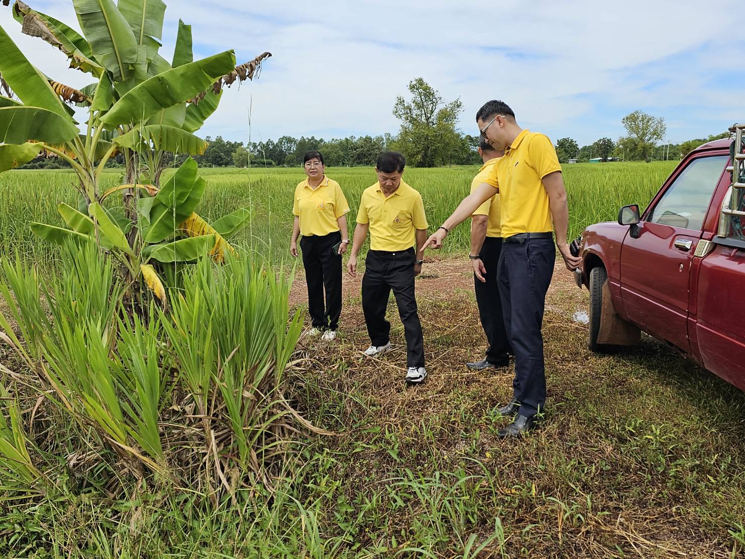 พช.หนองคาย ลงพื้นที่นิเทศติดตามการดำเนินงาน สำนักงานพัฒนาชุมชนอำเภอสระใคร จังหวัดหนองคาย