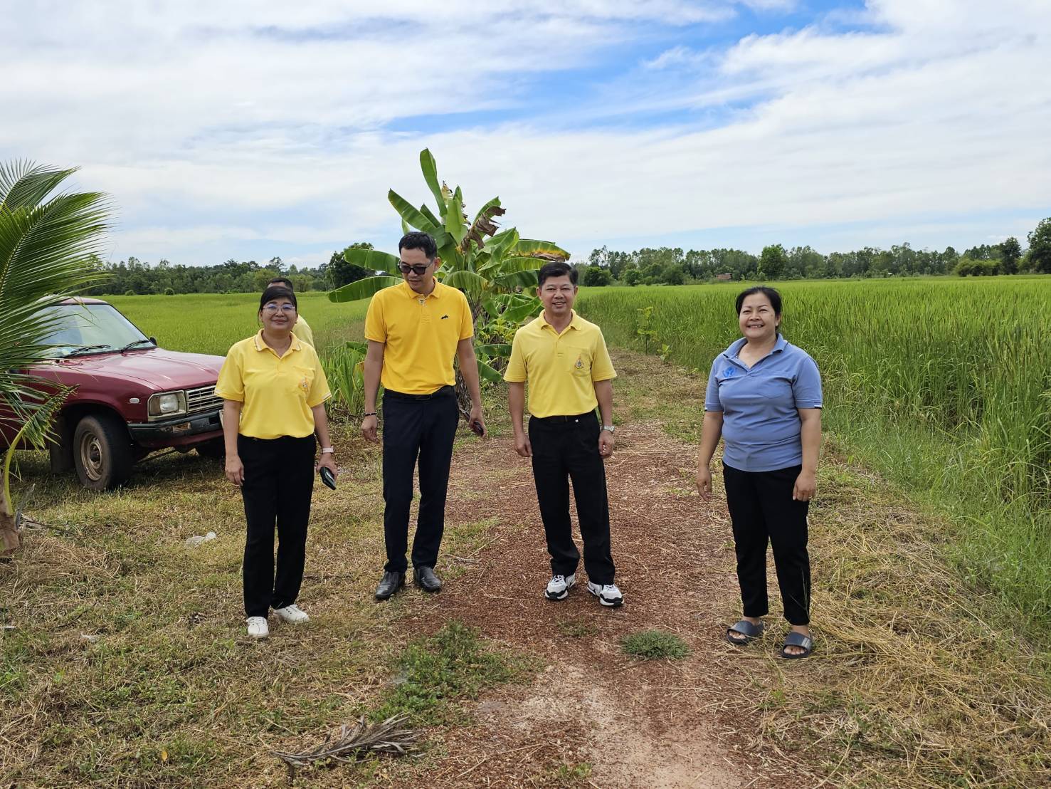 พช.หนองคาย ลงพื้นที่นิเทศติดตามการดำเนินงาน สำนักงานพัฒนาชุมชนอำเภอสระใคร จังหวัดหนองคาย