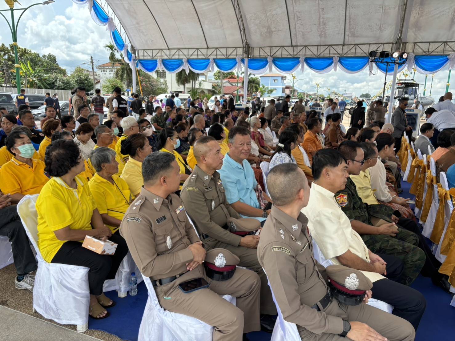 พช.หนองคาย ร่วมพิธีมอบเรือตรวจการณ์แก่กองบังคับการตำรวจน้ำหนองคาย