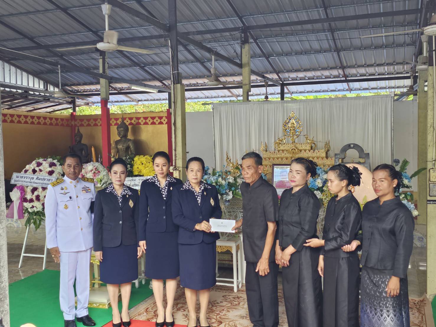 พช.หนองคาย ร่วมพิธีอัญเชิญพวงมาลาพระราชทาน นายศักดา สุระคาย(กรณีถึงแก่กรรมจากเหตุการณ์ความไม่สงบในอิสราเอล)