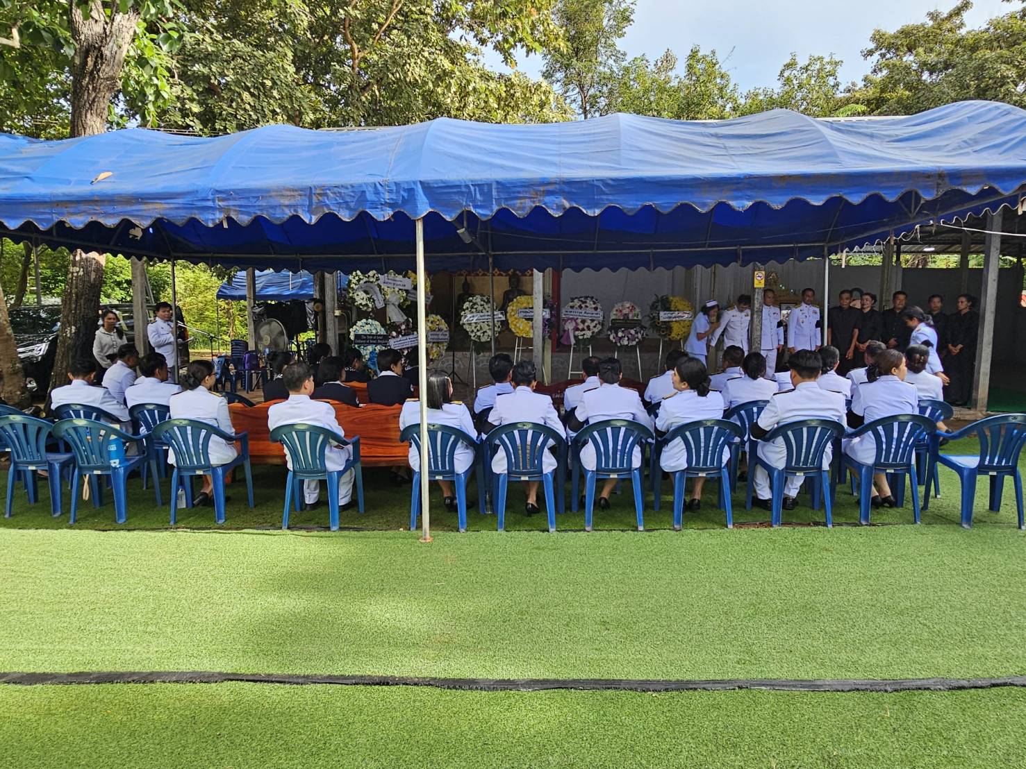 พช.หนองคาย ร่วมพิธีอัญเชิญพวงมาลาพระราชทาน นายศักดา สุระคาย(กรณีถึงแก่กรรมจากเหตุการณ์ความไม่สงบในอิสราเอล)