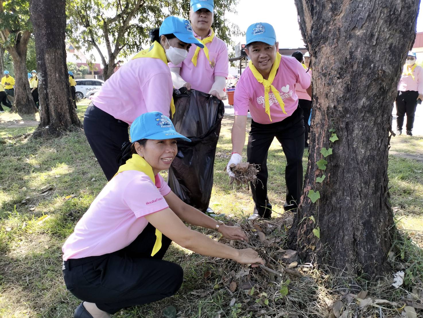 พช.หนองคาย ร่วมกิจกรรมจิตอาสาพัฒนาเนื่องในวันคล้ายวันสวรรคตพระบาทสมเด็จพระจุลจอมเกล้าเจ้าอยู่หัว “วันปิยมหาราช” 23 ตุลาคม 2566 และ กิจกรรมจิตอาสาเนื่องในวันรักต้นไม้ประจำปีของชาติ (21 ตุลาคม 2566) เพื่อรำลึกถึงพระมหากรุณาธิคุณของสมเด็จพระศรีนครินทราบรมราชชนนี เนื่องในวันคล้ายวันพระราชสมภพ 21 ตุลาคม 2566