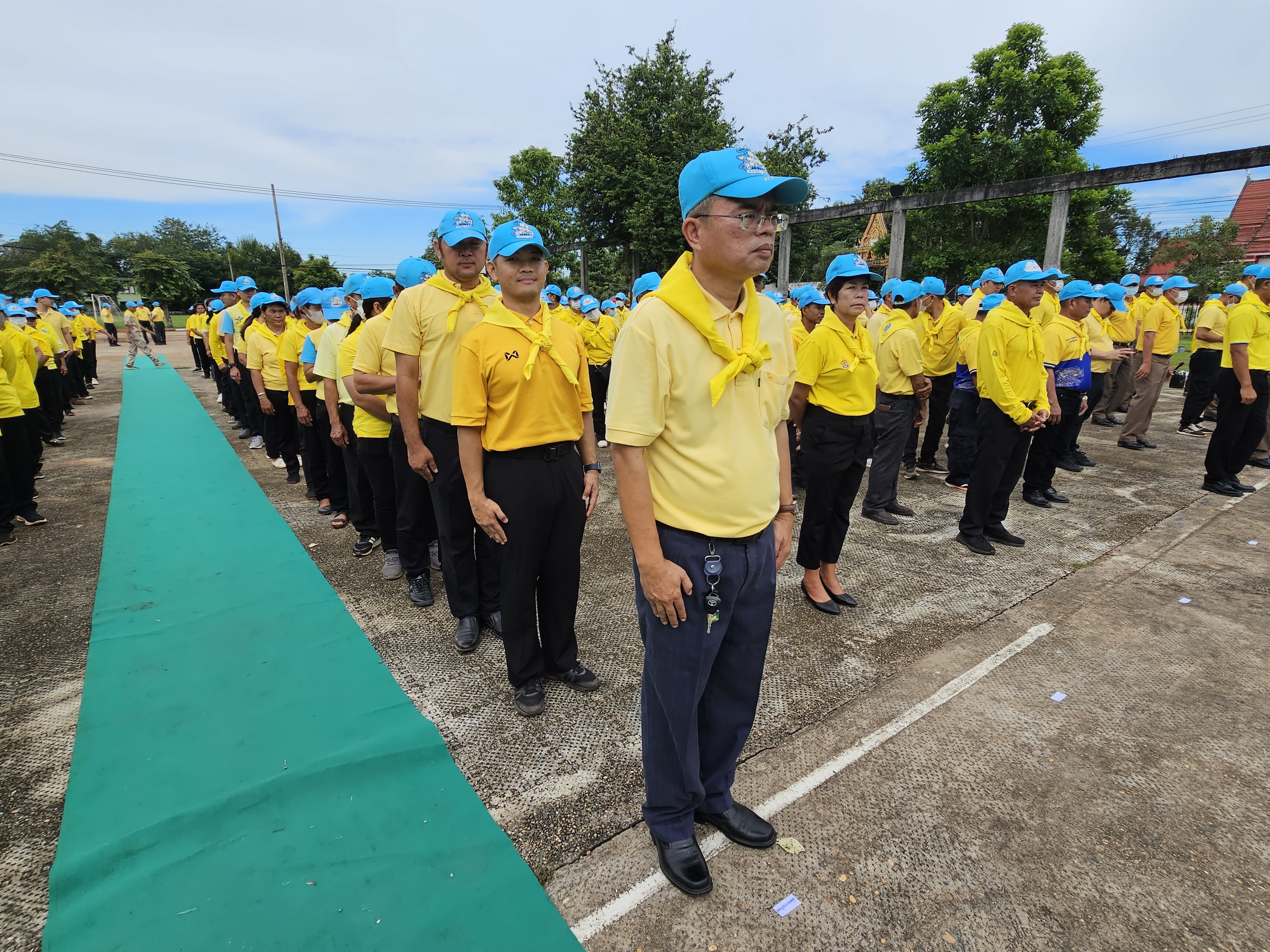พช.หนองคาย ร่วมกิจกรรมจิตอาสาพัฒนาเนื่องในวันคล้ายวันสวรรคตพระบาทสมเด็จพระจอมเกล้าเจ้าอยู่หัว “กิจกรรมพัฒนาสิ่งแวดล้อมและบำเพ็ญสาธารณประโยชน์”