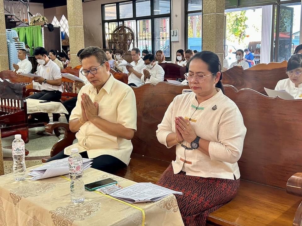 พช.หนองคาย ร่วมพิธีเจริญพระพุทธมนต์เพื่อสวดสาธยายถวายเป็นพระกุศล ถวายพระพรชัยมงคลแด่สมเด็จพระเจ้าลูกเธอ เจ้าฟ้าพัชรกิติยาภา นเรนทิราเทพยวดี กรมหลวงราชสาริณีสิริพัชร มหาวัชรราชธิดา