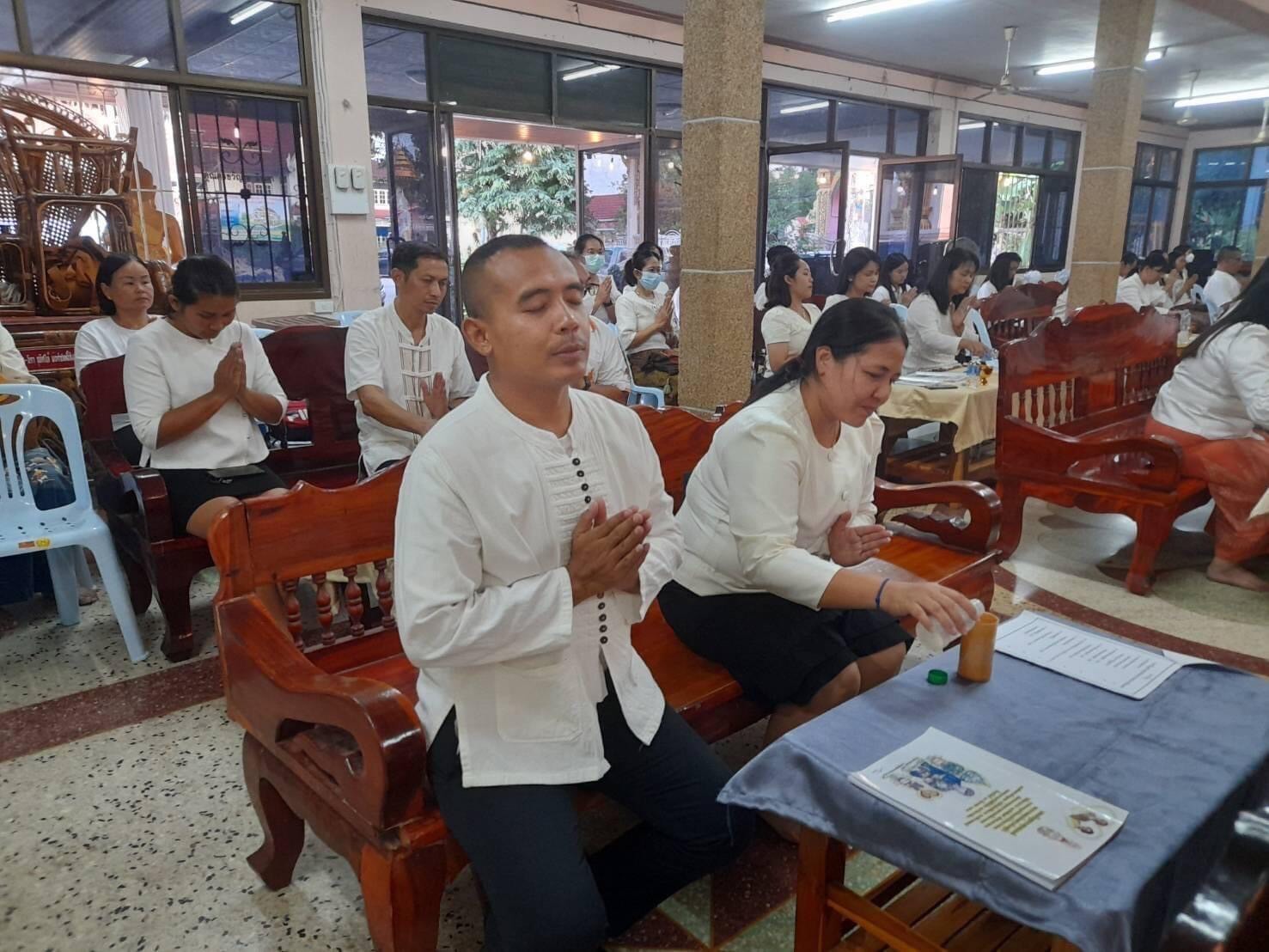 พช.หนองคาย ร่วมพิธีเจริญพระพุทธมนต์เพื่อสวดสาธยายถวายเป็นพระกุศล ถวายพระพรชัยมงคลแด่สมเด็จพระเจ้าลูกเธอ เจ้าฟ้าพัชรกิติยาภา นเรนทิราเทพยวดี กรมหลวงราชสาริณีสิริพัชร มหาวัชรราชธิดา