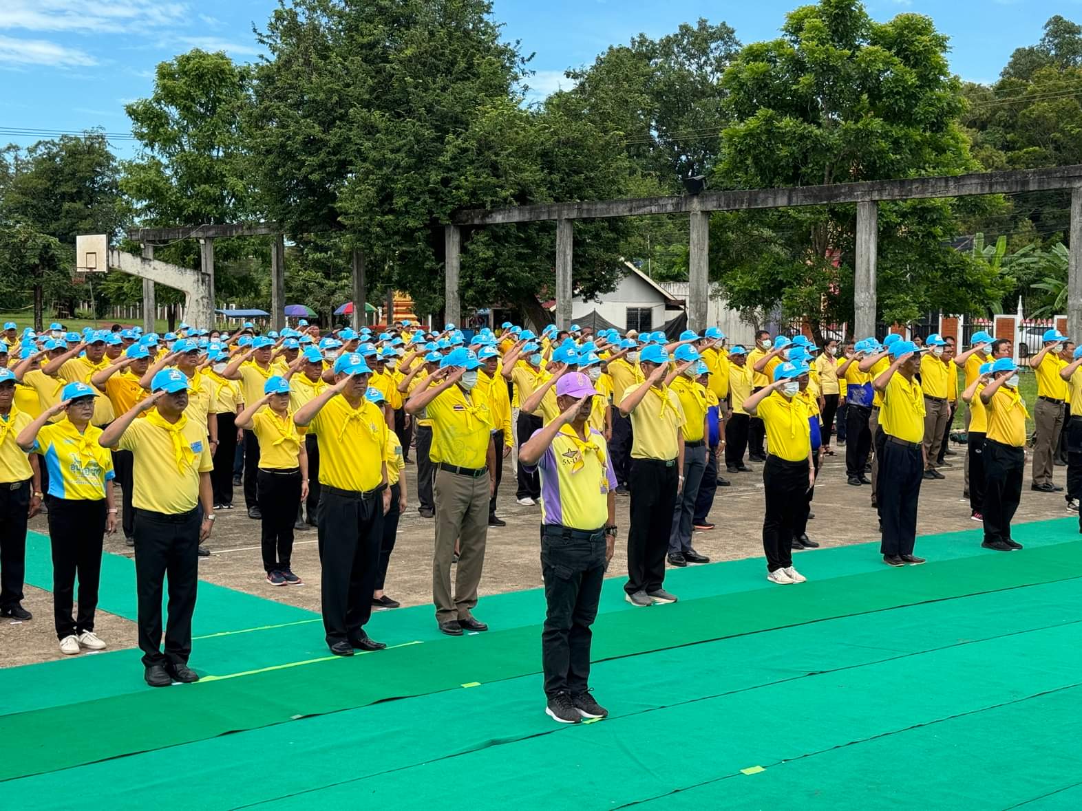 พช.หนองคาย ร่วมกิจกรรมจิตอาสาพัฒนาเนื่องในวันคล้ายวันสวรรคตพระบาทสมเด็จพระจอมเกล้าเจ้าอยู่หัว “กิจกรรมพัฒนาสิ่งแวดล้อมและบำเพ็ญสาธารณประโยชน์”