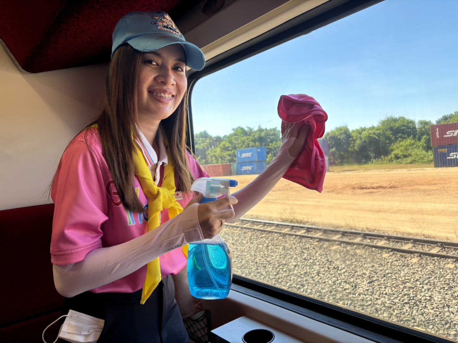 พช.หนองคาย ร่วมกิจกรรมจิตอาสาพัฒนาเนื่องในวันคล้ายวันสวรรคตพระบาทสมเด็จพระจุลจอมเกล้าเจ้าอยู่หัว “วันปิยมหาราช” 23 ตุลาคม 2566 และ กิจกรรมจิตอาสาเนื่องในวันรักต้นไม้ประจำปีของชาติ (21 ตุลาคม 2566) เพื่อรำลึกถึงพระมหากรุณาธิคุณของสมเด็จพระศรีนครินทราบรมราชชนนี เนื่องในวันคล้ายวันพระราชสมภพ 21 ตุลาคม 2566