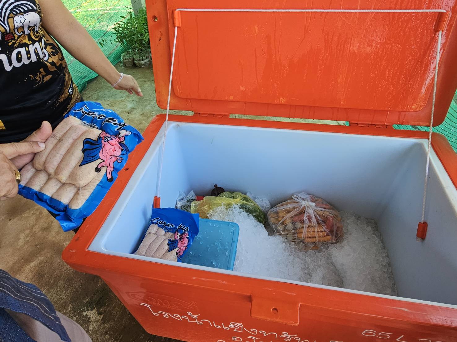 พช.หนองคาย ลงพื้นที่ติดตามการดำเนินโครงการพัฒนาคุณภาพชีวิตครัวเรือนยากจนฯ พร้อมแนะนำแอป Click ชุมชน “บริการถึงที่ ดุจญาติมิตร ใกล้ชิดทุกชุมชน คลิกแล้ว อย่าคลิกเลย ต้องคลิกชุมชน”