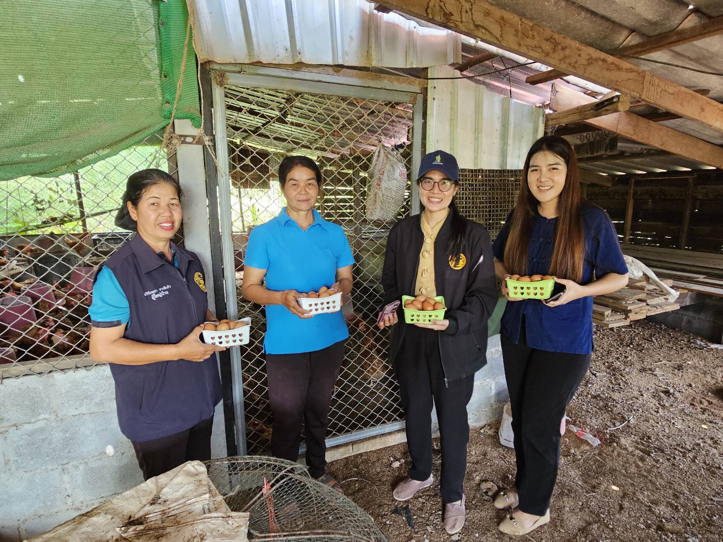 พช.หนองคาย ลงพื้นที่ติดตามการดำเนินโครงการพัฒนาคุณภาพชีวิตครัวเรือนยากจนและผู้ด้อยโอกาส ลดความเหลื่อมล้ำ อ.โพธิ์ตาก อ.ท่าบ่อ และอ.สระใคร