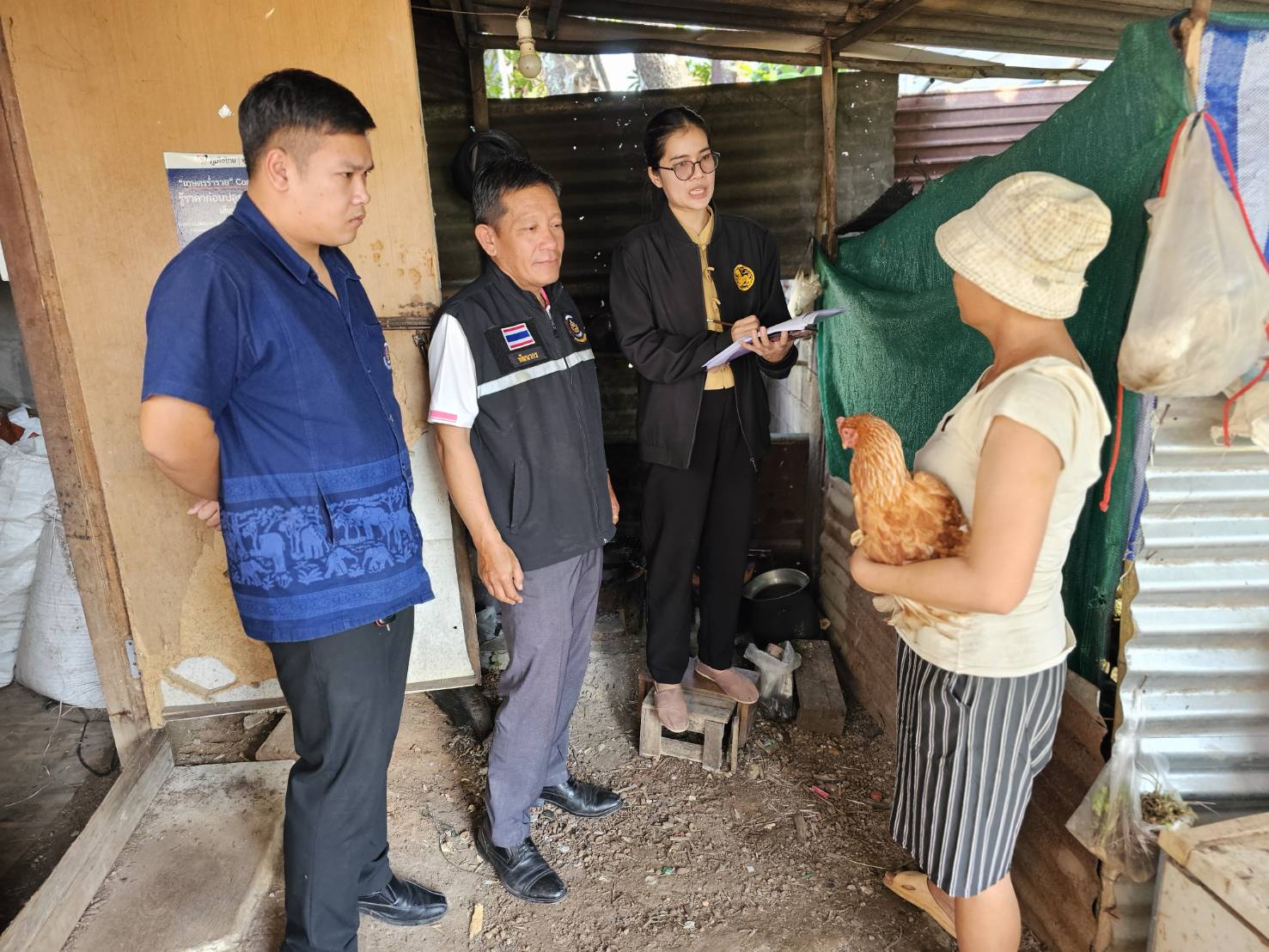 พช.หนองคาย ลงพื้นที่ติดตามการดำเนินโครงการพัฒนาคุณภาพชีวิตครัวเรือนยากจนและผู้ด้อยโอกาส ลดความเหลื่อมล้ำ อ.โพธิ์ตาก อ.ท่าบ่อ และอ.สระใคร