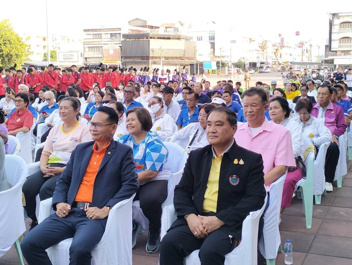 พช.หนองคาย ร่วมงานแสดงความยินดีกับนักกีฬาเหรียญเงินเอเซียนเกมส์ ครั้งที่ 19 “หางโจวเกมส์”