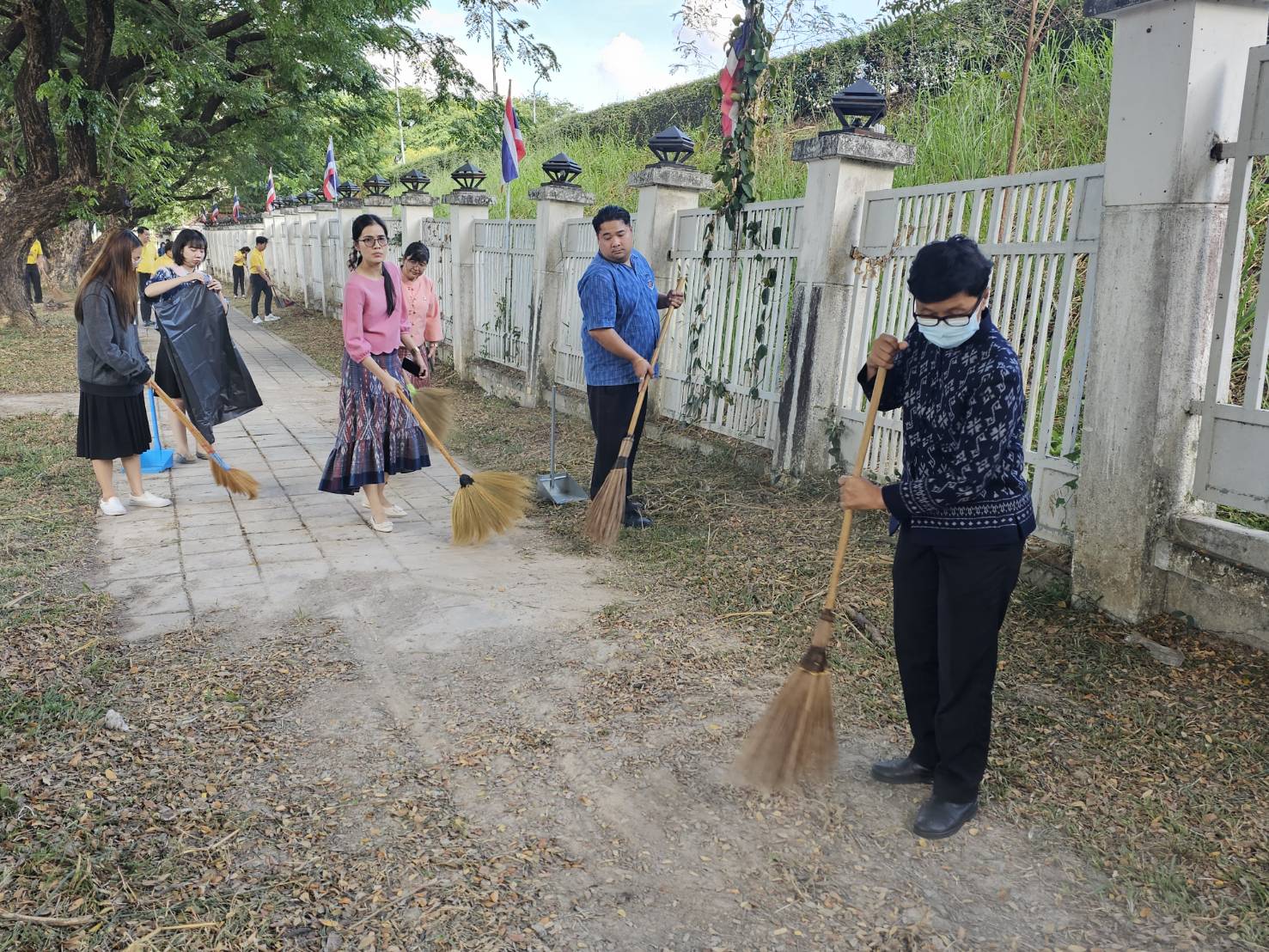 พช.หนองคาย ร่วมกิจกรรม BIG CLEANING DAY โครงการบ้านสวยเมืองงาม “หนองคายเมืองท่องเที่ยวและน่าอยู่ ริมฝั่งโขง”