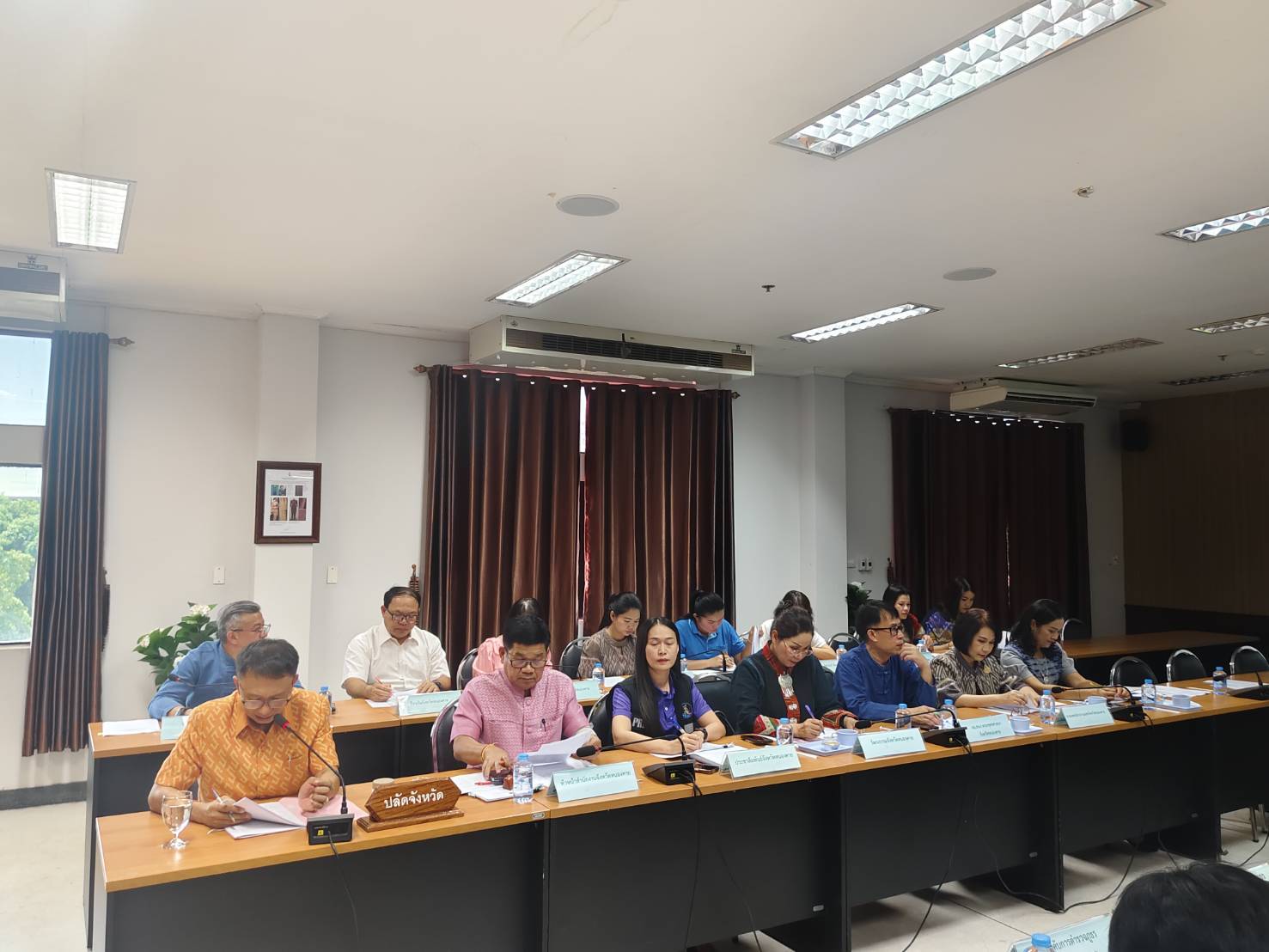 พช.หนองคาย ร่วมการประชุมเพื่อปรึกษาหารือการเตรียมจัดงาน “ฉลองอนุสาวรีย์ปราบฮ่อ ใต้ร่มพระบารมี 197 ปี เมืองหนองคาย และงานกาชาด พ.ศ.2567”