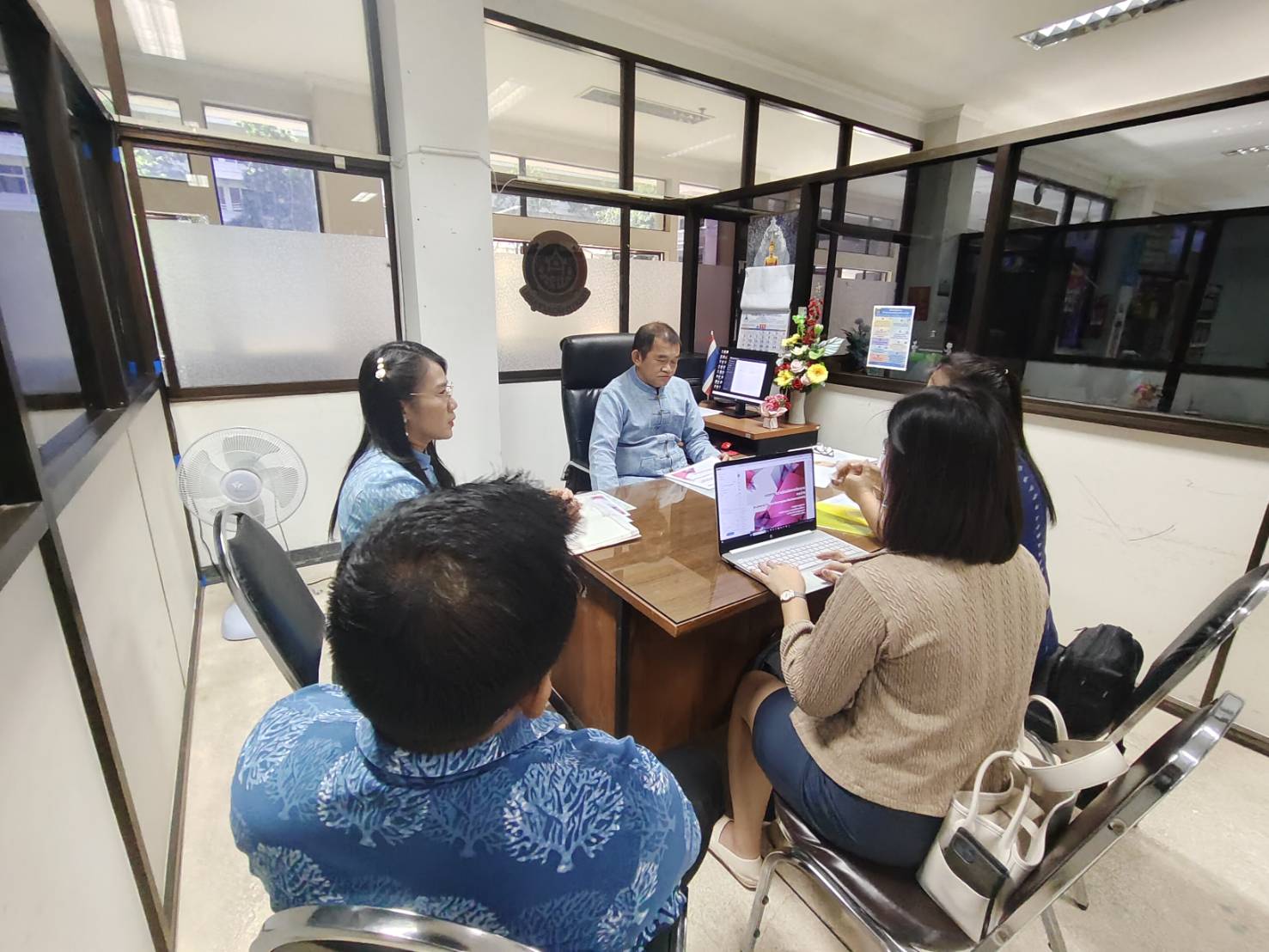 พช.หนองคาย ร่วมปรึกษาหารือแนวทางความร่วมมือทางวิชาการร่วมกับม.ราชภัฏอุดรธานี ในการดำเนินงาน OTOP ประจำปีงบประมาณ พ.ศ.2567