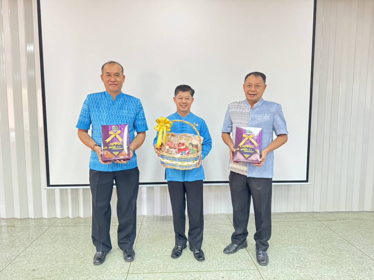 พช.หนองคาย เข้าร่วมประชุมหารือแนวทางการขับเคลื่อนงานตามภารกิจของสมาคมแม่บ้านมหาดไทย ประจําปีงบประมาณ พ.ศ. 2567 ครั้งที่ 1/2567