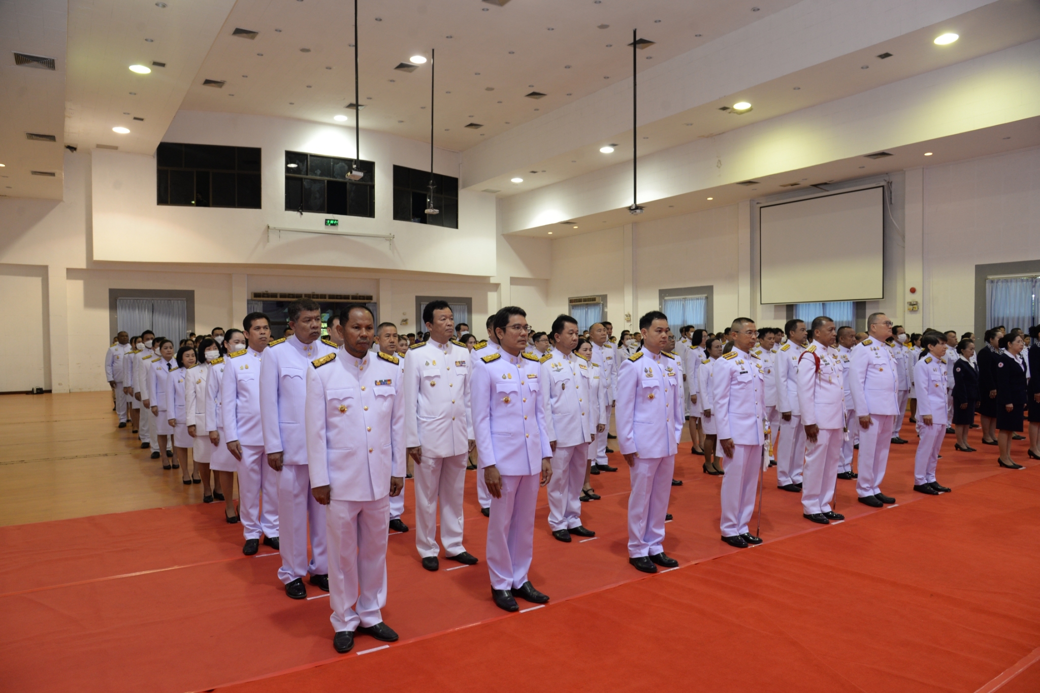 พช.หนองคาย ร่วมพิธีวางพวงมาลาถวายราชสักการะ เนื่องในวันสมเด็จพระมหาธีรราชเจ้า 25 พฤศจิกายน 2566