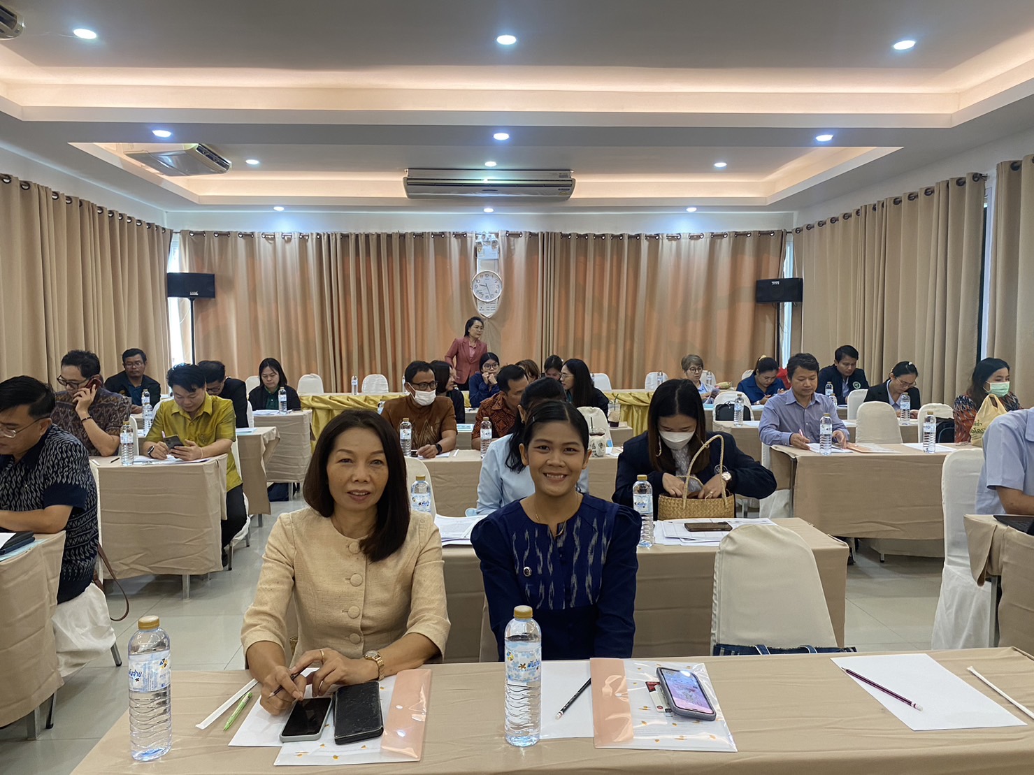 พช.หนองคาย ร่วมประชุมเชิงปฏิบัติการจัดทำแผนพัฒนาเพื่อส่งเสริมให้ผลิตภัณฑ์สุขภาพชุมชนได้รับอนุญาตตามมาตรฐานที่กฎหมายกำหนด