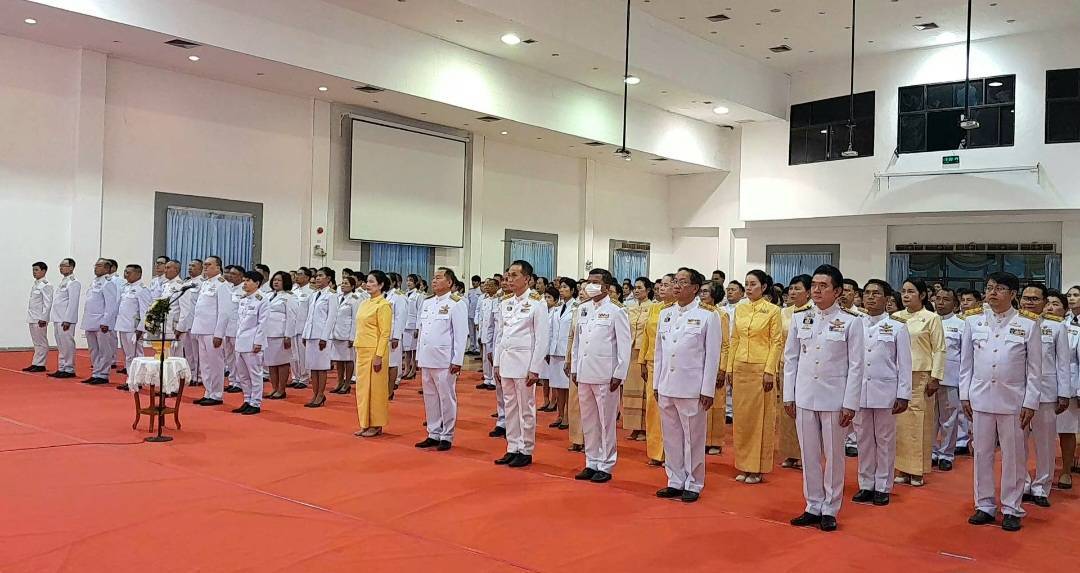 พช.หนองคาย ร่วมพิธีวางพวงมาลาถวายราชสักการะ เนื่องในวันคล้ายวันพระบรมราชสมภพพระบาทสมเด็จพระบรมชนกาธิเบศร มหาภูมิพลอดุลยเดชมหาราช บรมนาถบพิตร วันชาติ และวันพ่อแห่งชาติ 5 ธันวาคม 2566