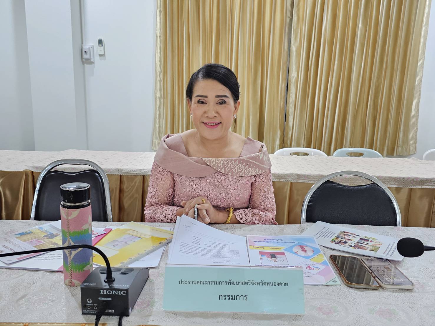 จังหวัดหนองคาย ดำเนินการประชุมพิจารณาคัดเลือกสตรีดีเด่นด้านการพัฒนาชุมชน จังหวัดหนองคาย ประจำปี 2567