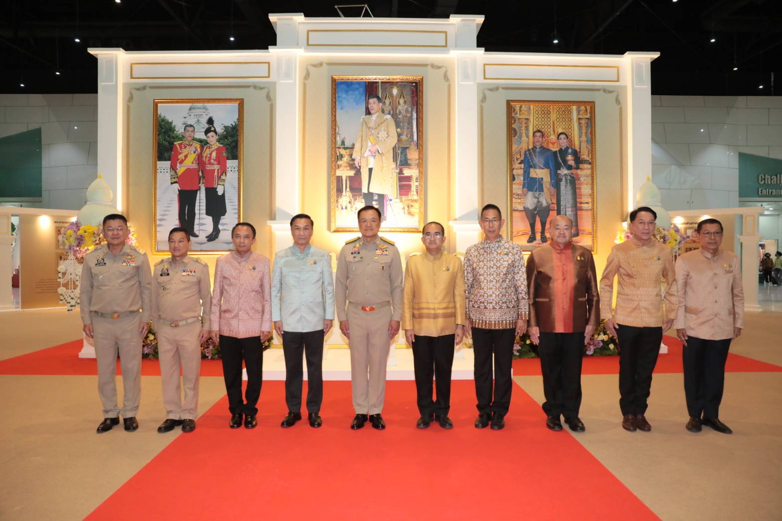 จังหวัดหนองคาย ร่วมพิธีเปิดงาน OTOP City 2023 “ช้อปสนุก…ส่งสุขท้ายปีสินค้าดีจากภูมิปัญญาไทย” พบกับการคัดสรรสุดยอดหนึ่งตำบล หนึ่งผลิตภัณฑ์ หนุนผลิตภัณฑ์จากภูมิปัญญาไทยสู่สากล ตามกระแสThai Soft Power ช้อปสินค้าสุดล้ำค่า เป็นของขวัญของฝากที่ดีที่สุดจากน้ำมือคนไทย ตั้งแต่16-24 ธันวาคม 2566 นี้ ณ ศูนย์แสดงสินค้าและการประชุมอิมแพ็ค เมืองทองธานี