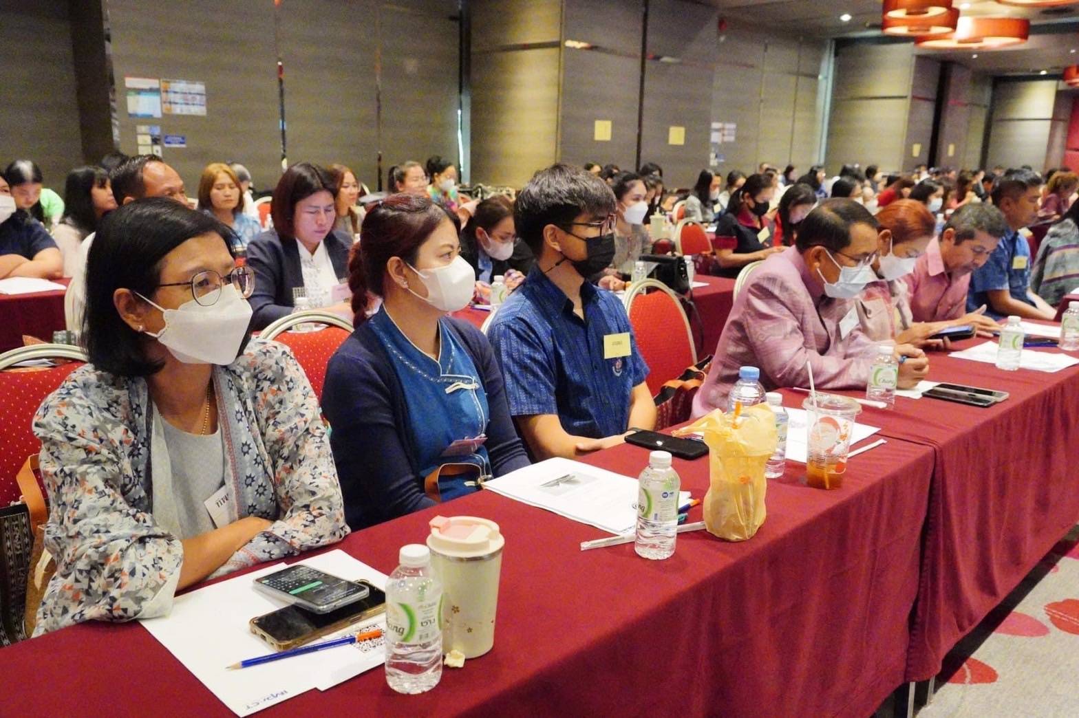 พช.หนองคาย ร่วมโครงการพัฒนาบุคลากร สร้างความรู้ ความเข้าใจ ในการปฏิบัติงานตามหลักธรรมภิบาลและปลูกผังคุณธรรมจริยธรรม กิจกรรมประชุมเชิงปฏิบัติการเพิ่มประสิทธิภาพบุคลากร ด้านการเงิน การคลัง การบัญชี และพัสดุ ประจำปีงบประมาณ พ.ศ.2567