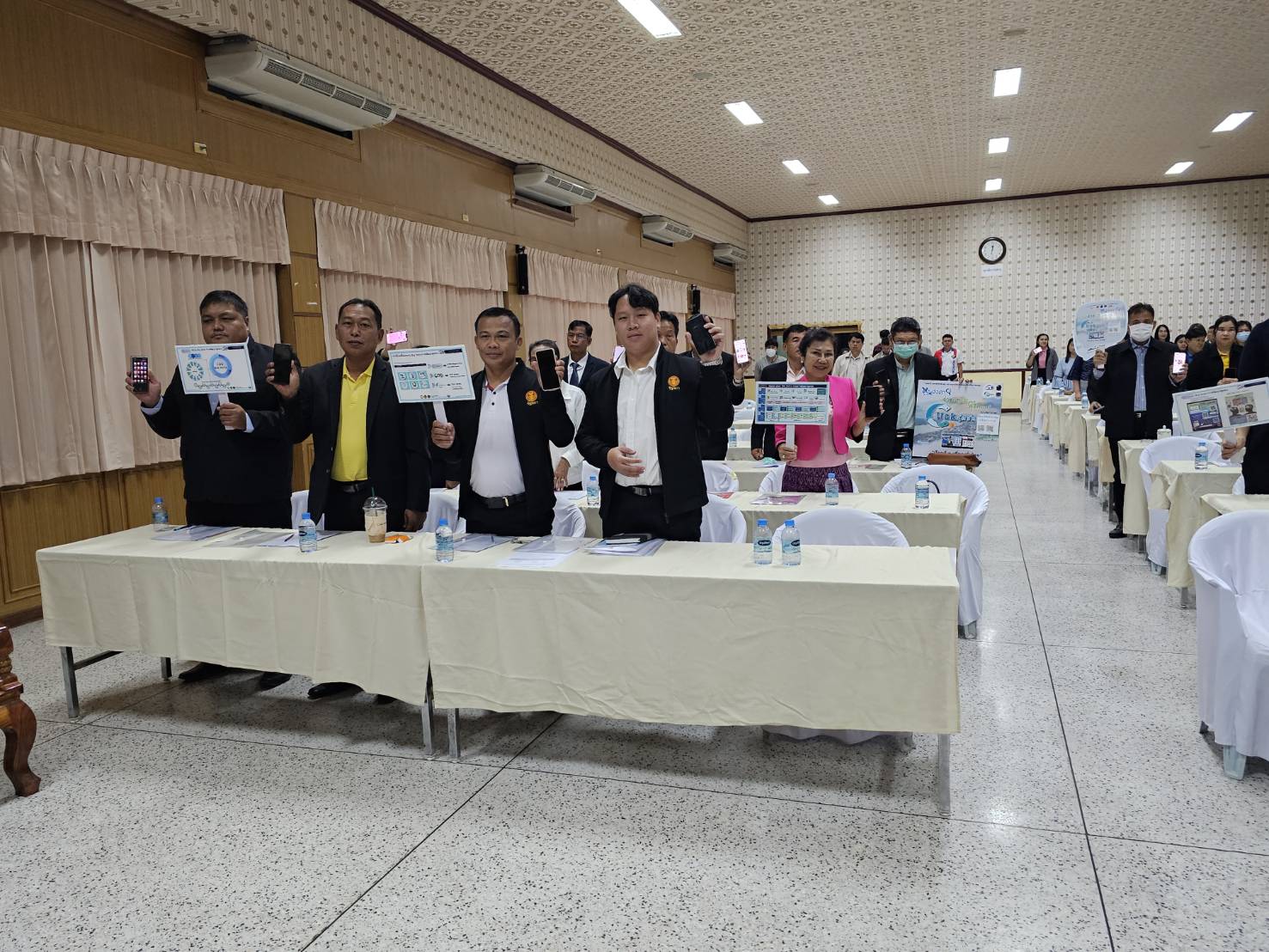 พช.หนองคาย ร่วมเป็นวิทยากรโครงการฝึกอบรมสัมมนาและศึกษาดูงาน “เพื่อเพิ่มศักยภาพการบริหารจัดการกิจการสาธารณะ และการเรียนรู้ปรัชญาของเศรษฐกิจพอเพียง” ณ องค์การบริหารส่วนจังหวัดหนองคาย พร้อมแนะนำแอป Click ชุมชน