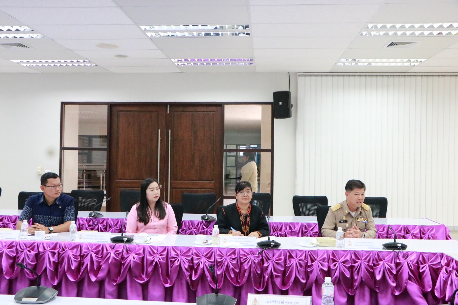 กองทุนพัฒนาบทบาทสตรีจังหวัดหนองคาย ร่วมปรึกษาหารือ หาแนวทางแก้ไข และชี้ช่องทางในการดำเนินการตามมาตรการไกล่เกลี่ยก่องฟ้องคดีกับศาลจังหวัดหนองคาย
