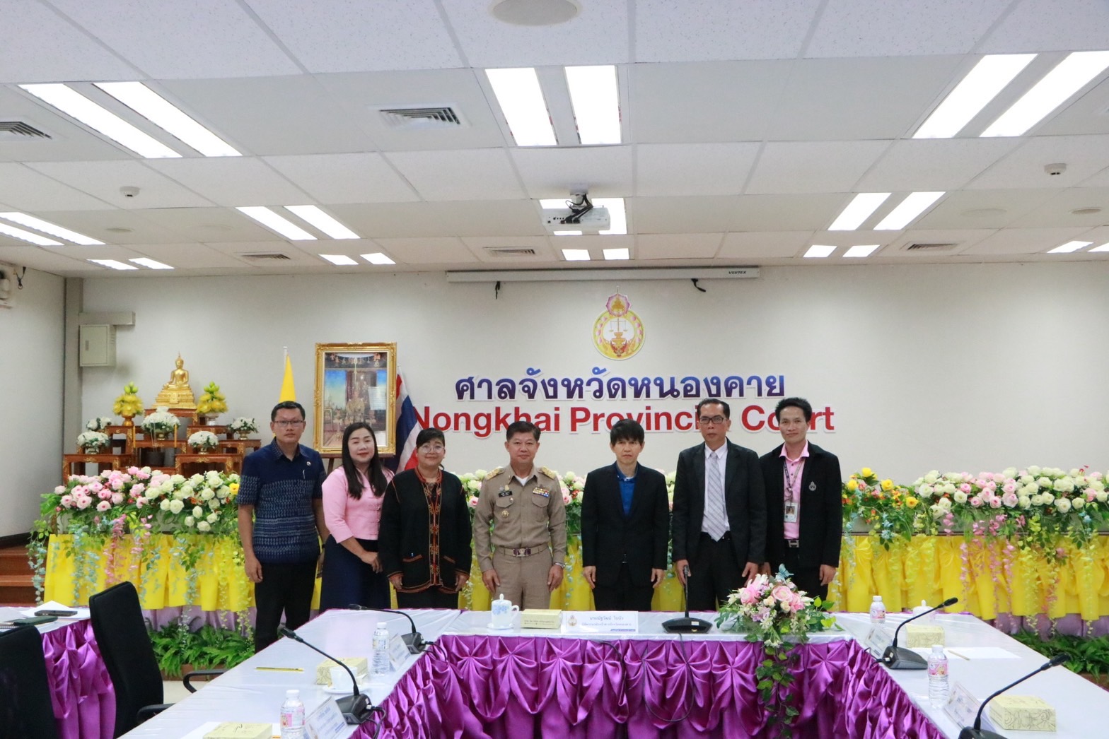 กองทุนพัฒนาบทบาทสตรีจังหวัดหนองคาย ร่วมปรึกษาหารือ หาแนวทางแก้ไข และชี้ช่องทางในการดำเนินการตามมาตรการไกล่เกลี่ยก่องฟ้องคดีกับศาลจังหวัดหนองคาย