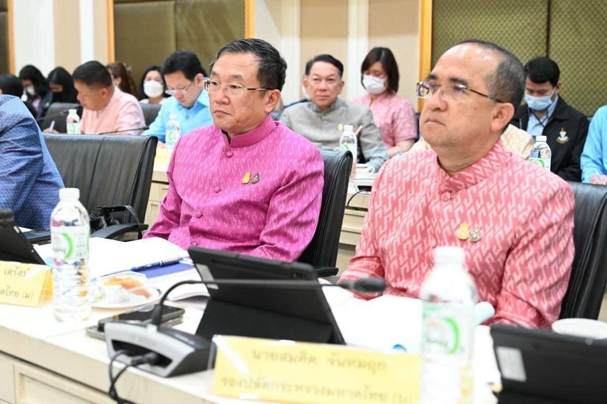 พช.หนองคาย ร่วมการประชุมขับเคลื่อนและติดตามนโยบายของรัฐบาลและภารกิจสำคัญของกระทรวงมหาดไทย ประจำปีงบประมาณ พ.ศ.2567 เดือนธันวาคม 2566 (ผ่านระบบ VCS)