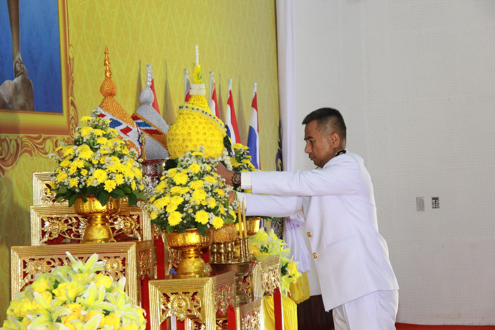 พช.หนองคาย ร่วมพิธีถวายราชสักการะ เนื่องในวันสมเด็จพระนเรศวรมหาราช (วันยุทธหัตถี) ประจำปีพุทธศักราช 2567