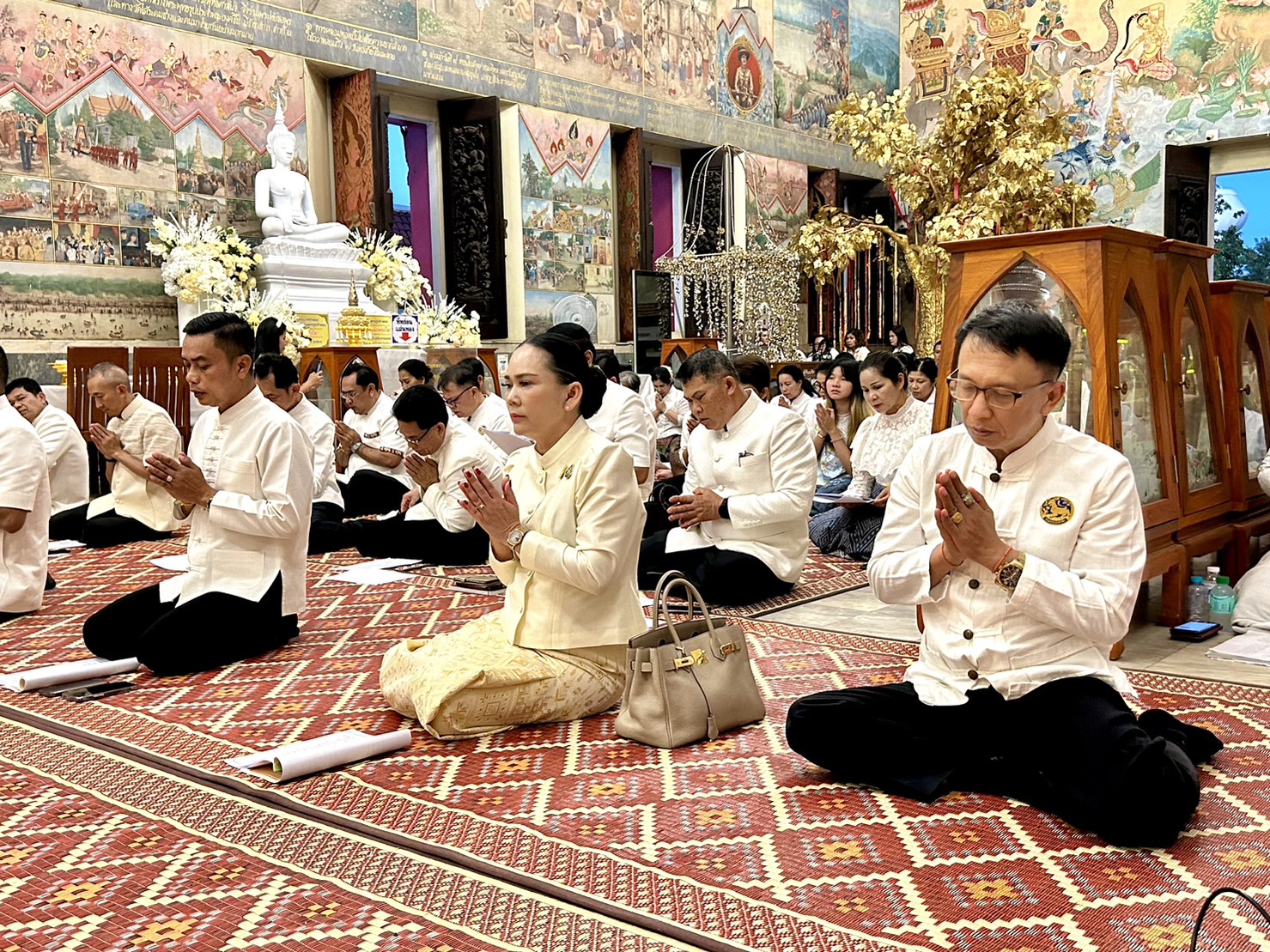 พช.หนองคาย ร่วมพิธีสวดสาธยายเป็นพระราชกุศลถวายพระพรชัยมงคลแด่ สมเด็จพระเจ้าลูกเธอ เจ้าฟ้าพัชรกิติยาภา นเรนทิราเทพยวดี กรมหลวงราชสาริณีสิริพัชร มหาวัชรราชธิดา