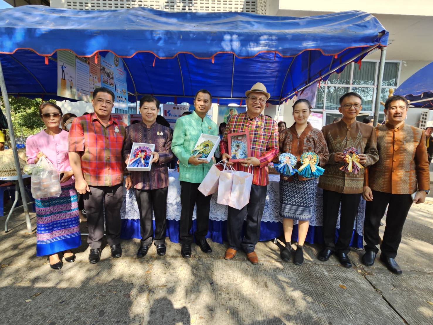 พช.หนองคาย ร่วมลงนาม MOU ว่าด้วยการไกล่เกลี่ยข้อพิพาทของประชาชนก่อนฟ้องคดี และกิจกรรม “ตลาดนัดแก้หนี้” จังหวัดหนองคาย