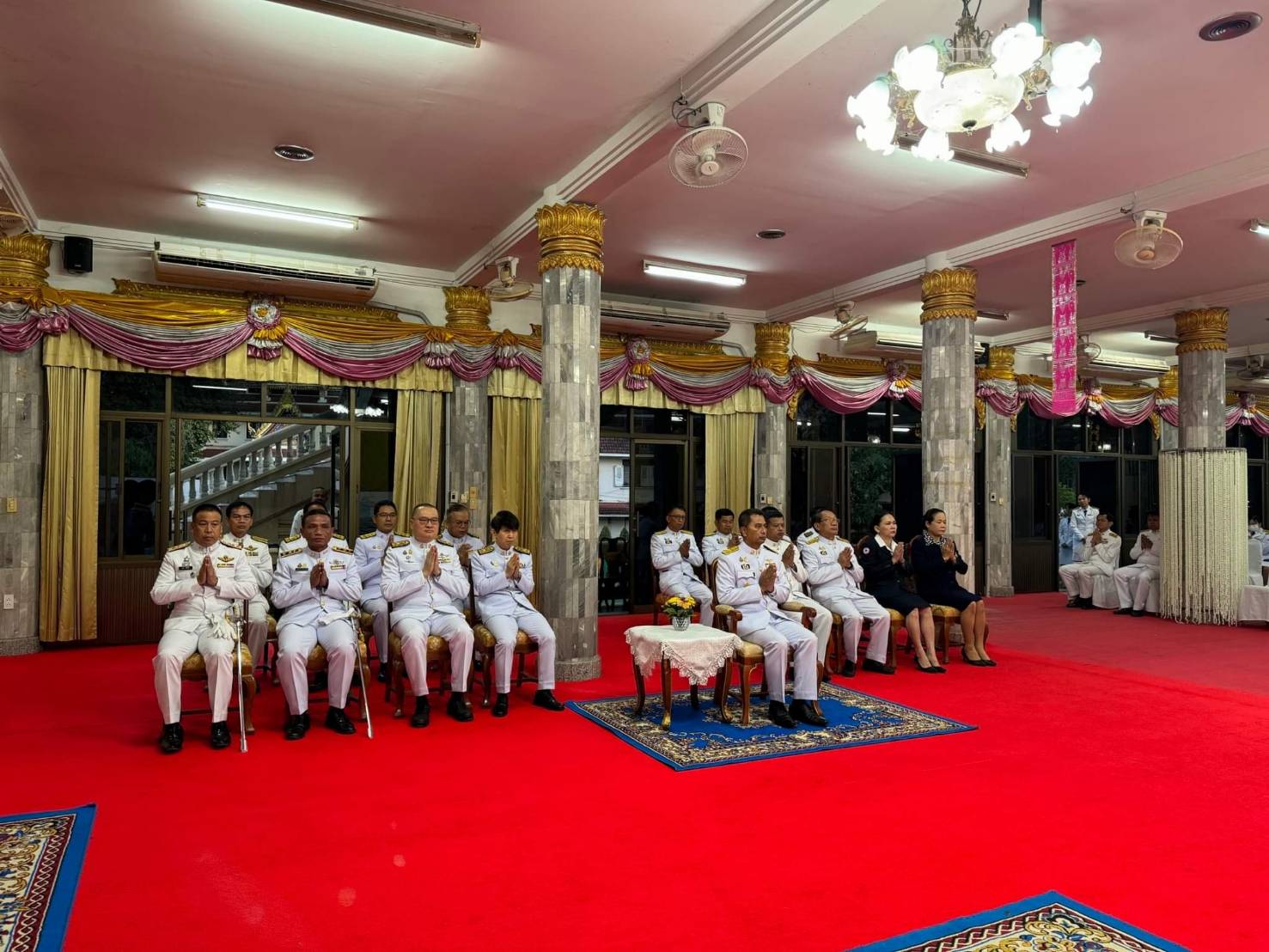 พช.หนองคาย ร่วมพิธีสวดพระพุทธมนต์และพิธีทำบุญตักบาตรถวายพระราชกุศล เนื่องในวันพ่อขุนรามคำแหงมหาราช