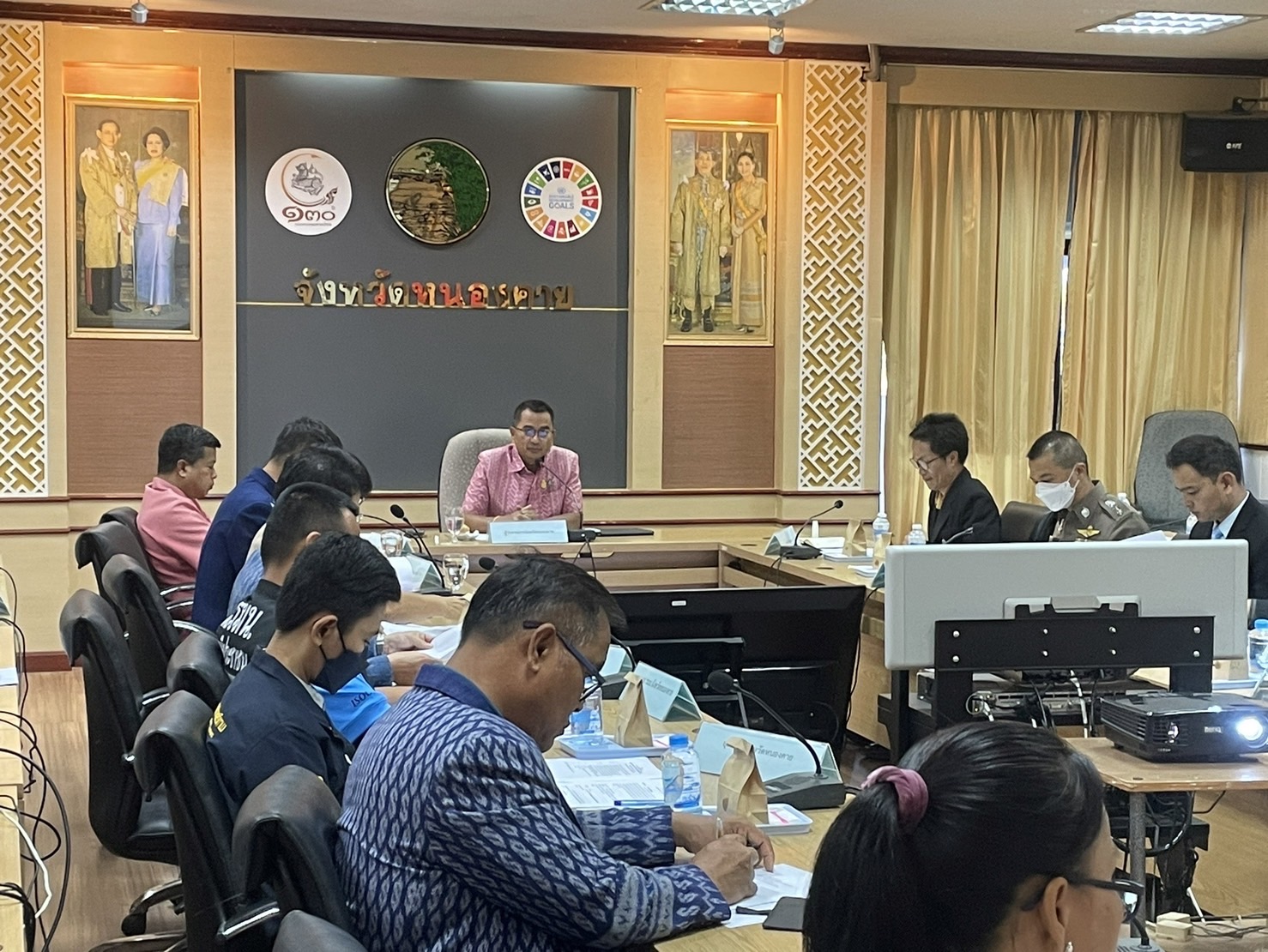 พช.หนองคาย ร่วมการประชุมคณะกรรมการศูนย์อำนวยการแก้ไขปัญหาหนี้นอกระบบ จังหวัดหนองคาย ครั้งที่ 1/2567