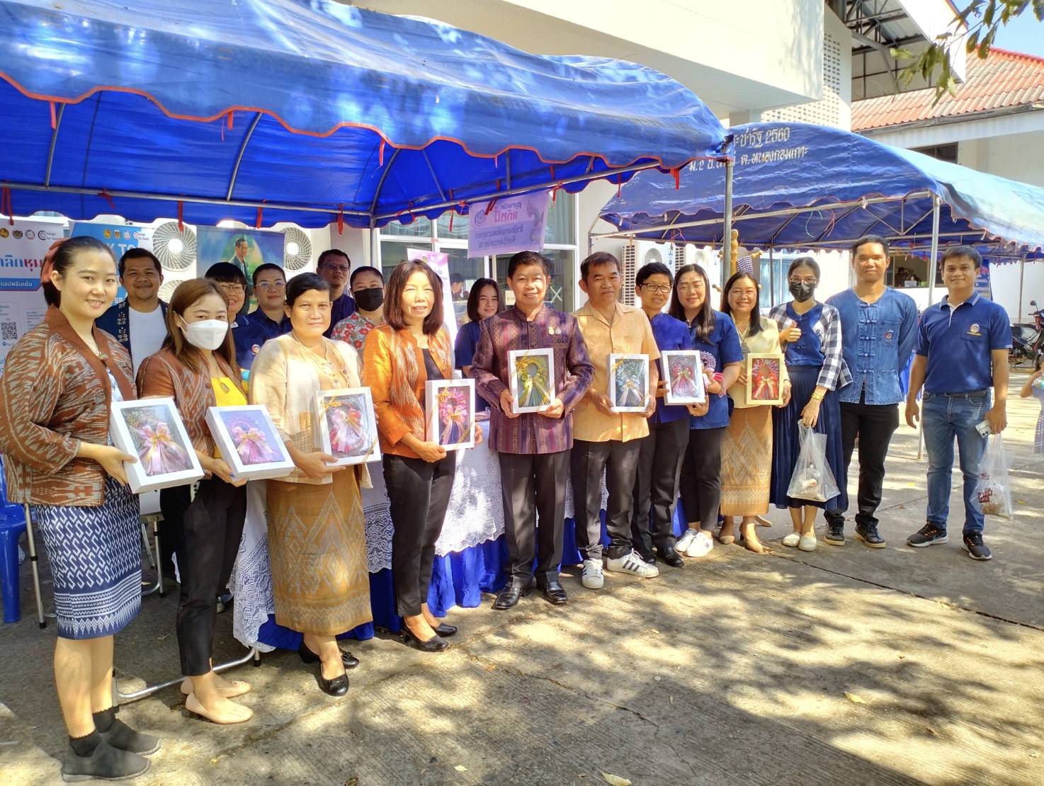 พช.หนองคาย ร่วมลงนาม MOU ว่าด้วยการไกล่เกลี่ยข้อพิพาทของประชาชนก่อนฟ้องคดี และกิจกรรม “ตลาดนัดแก้หนี้” จังหวัดหนองคาย