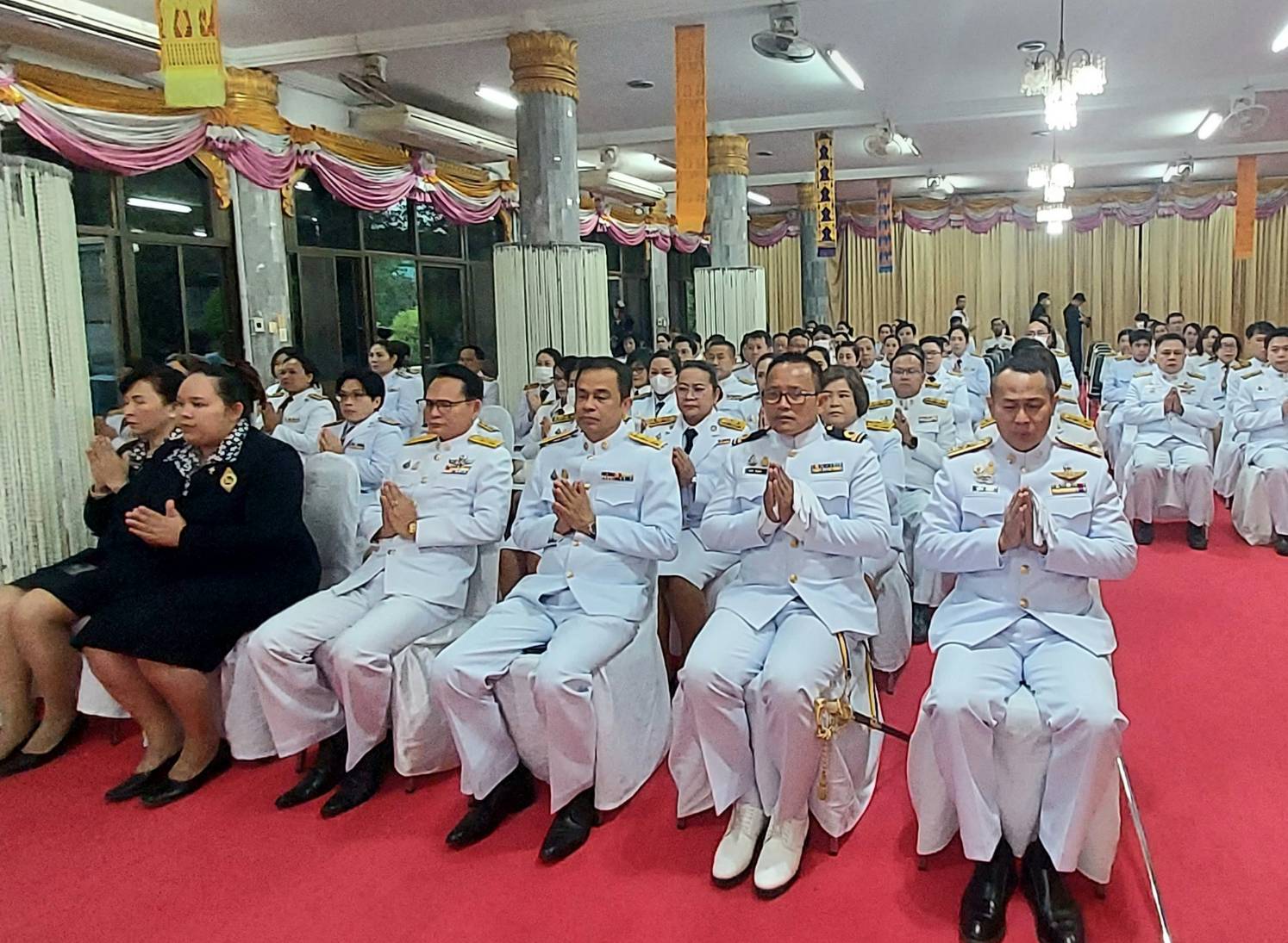 พช.หนองคาย ร่วมพิธีสวดพระพุทธมนต์และพิธีทำบุญตักบาตรถวายพระราชกุศล เนื่องในวันสมเด็จพระนเรศวรมหาราช (วันยุทธหัตถี) ประจำปีพุทธศักราช 2567