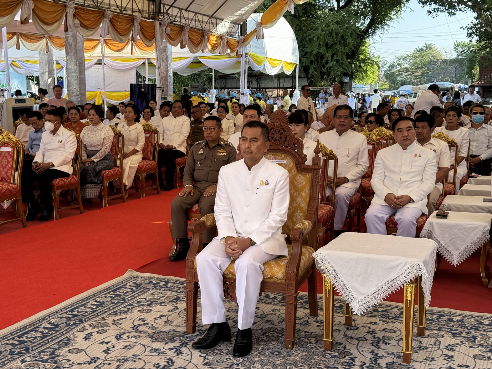 พช.หนองคาย รับมอบพระพุทธรูปจำลอง “หลวงพ่อพระใส” รุ่นเพิ่มบารมี ขนาดหน้าตัก 9 นิ้ว ในโอกาสมงคล พิธีเททองหล่อพระพุทธรูปจำลอง “หลวงพ่อพระใส”