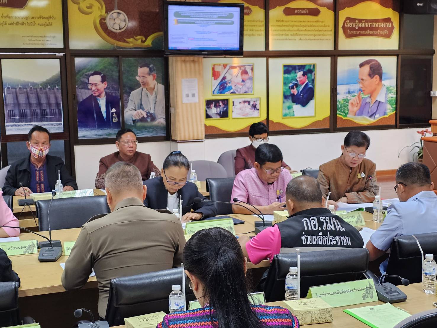 ศจพ.จ.หนองคาย จัดการประชุมคณะกรรมการบริหารศูนย์อำนวยการขจัดความยากจนและพัฒนาคนทุกช่วงวัยอย่างยั่งยืนตามหลักปรัชญา ของเศรษฐกิจพอเพียงจังหวัดหนองคาย ครั้งที่ 1/2567