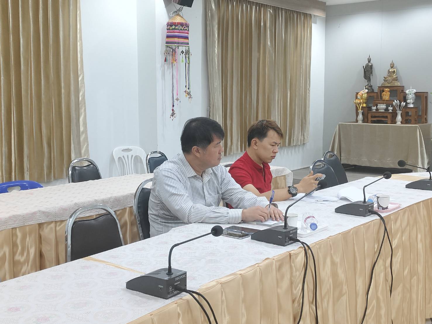 สำนักงานพัฒนาชุมชนจังหวัดหนองคาย จัดการประชุมการจัดแสดงและจำหน่ายสินค้าผลิตภัณฑ์OTOP ในงานฉลองอนุสาวรีย์ปราบฮ่อ ใต้ร่มพระบารมี 197 ปี เมืองหนองคาย และงานกาชาด พ.ศ. 2567 และคณะกรรมการเครือข่าย OTOP ระดับจังหวัด ครั้งที่ 1/2567