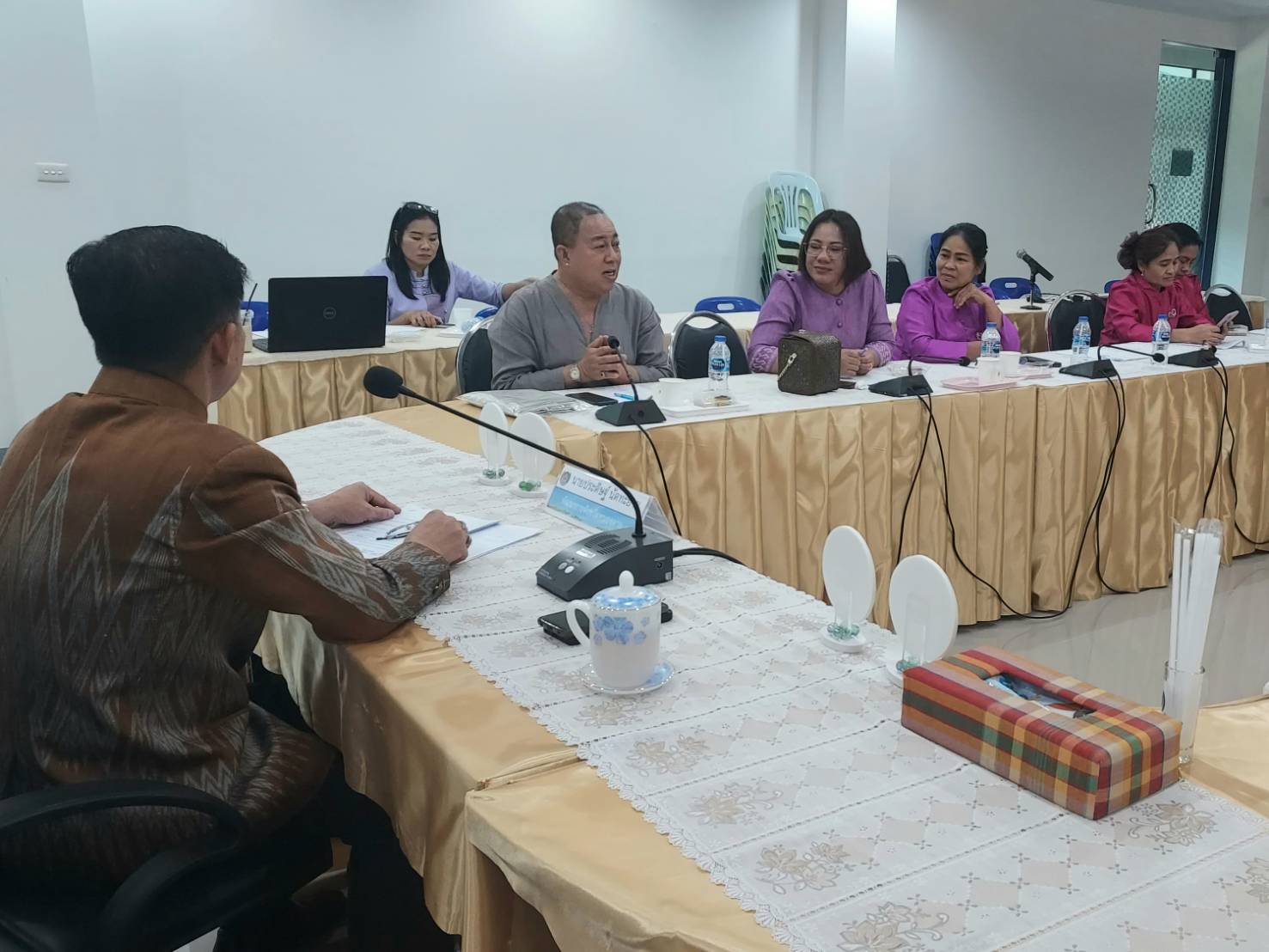 พช.หนองคาย : ประชุมเตรียมความพร้อมการดำเนินงานโครงการสืบสานภูมิปัญญาผ้าไทย “เสน่ห์ผ้า เสน่ห์หนองคาย”