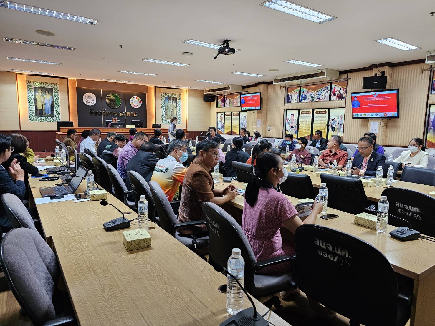 พช.หนองคาย ร่วมการประชุมคณะกรรมการดำเนินงานโครงการรณรงค์ป้องกันและแก้ไขปัญหายาเสพติด (TO BE NUMBER ONE) จังหวัดหนองคาย