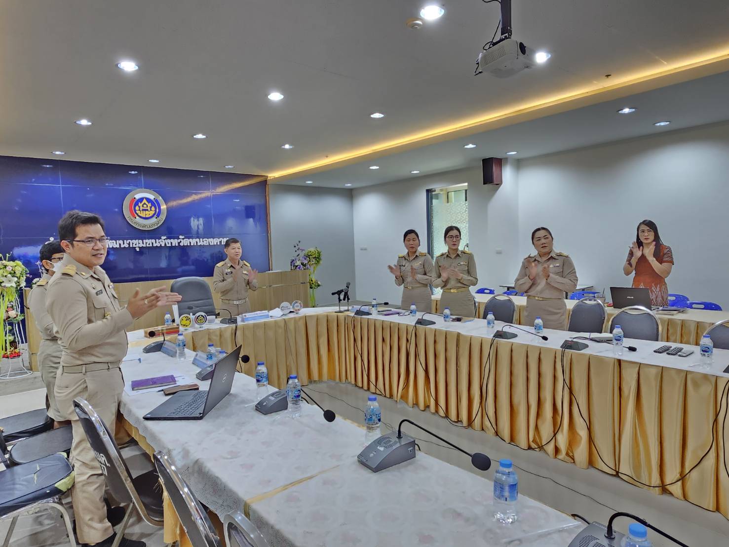 พช.หนองคาย ร่วมการประชุมกรมการพัฒนาชุมชน ครั้งที่ 2/2567 ผ่านระบบวิดีทัศน์ทางไกล (Video Conference)