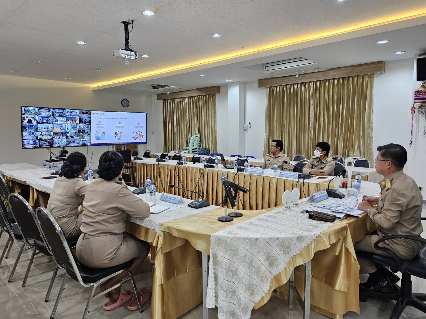 พช.หนองคาย ร่วมการประชุมกรมการพัฒนาชุมชน ครั้งที่ 2/2567 ผ่านระบบวิดีทัศน์ทางไกล (Video Conference)